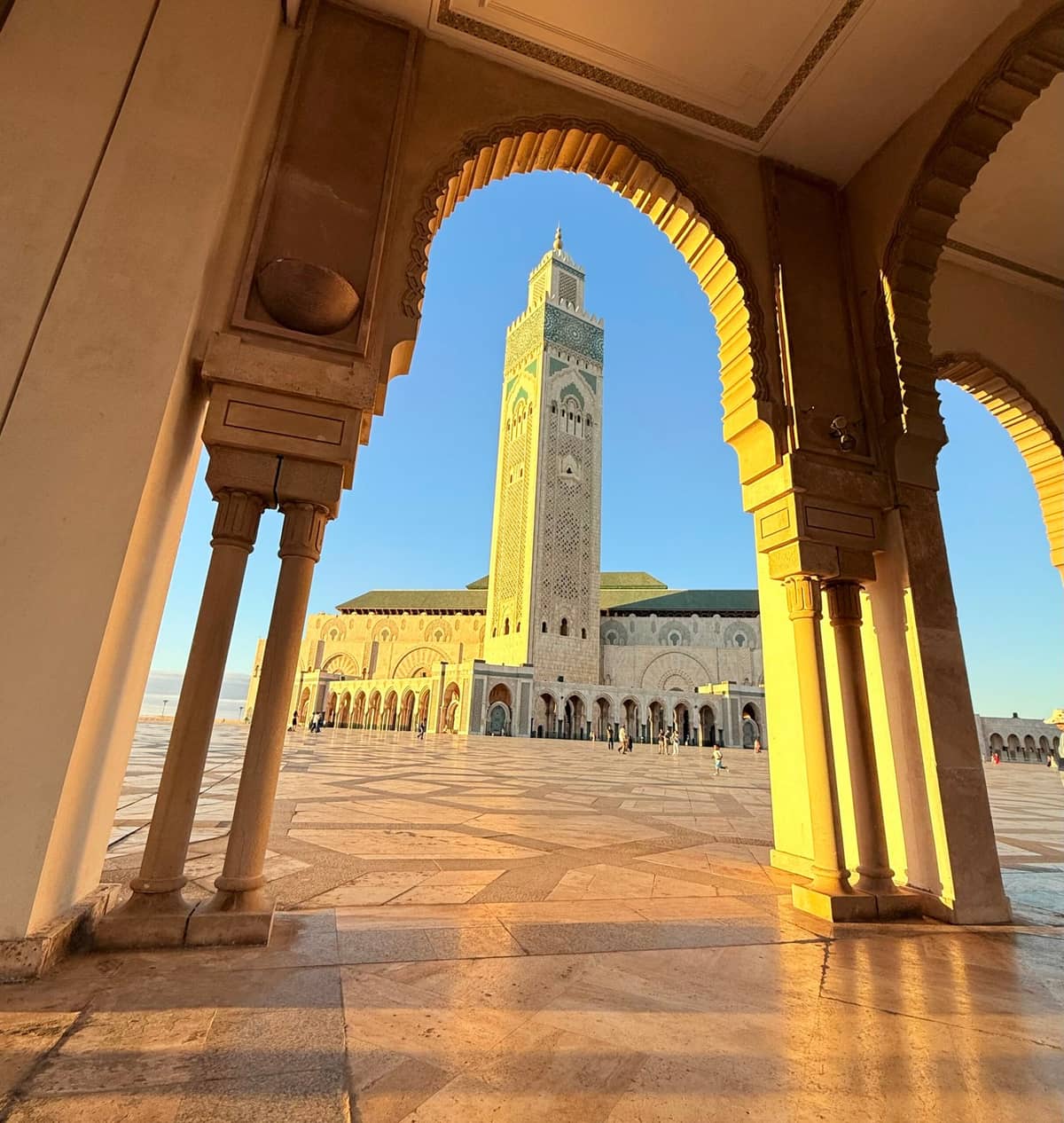 assan II Mosque in Casablanca overlooking the Atlantic Ocean